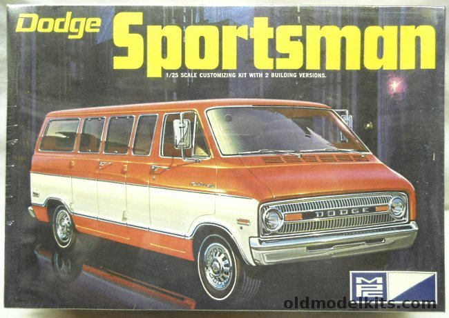 MPC 1/25 Dodge Sportsman Van - Stock or Custom, 1-7129 plastic model kit